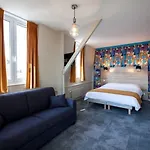 Hotel Logis - & Restaurant Du Marche