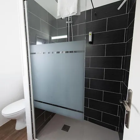 Logis - & Restaurant Du Marche 호텔 Le Cateau-Cambresis