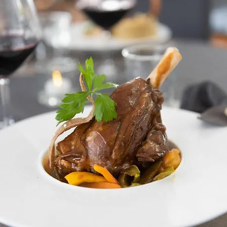 Logis - & Restaurant Du Marche فندق