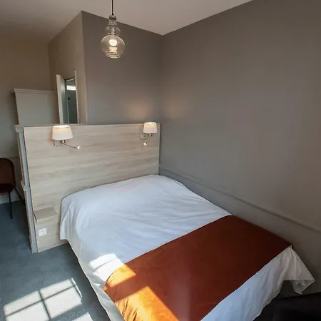Logis - & Restaurant Du Marche Hotel