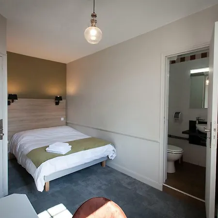 Logis - & Restaurant Du Marche Hotel Le Cateau-Cambresis