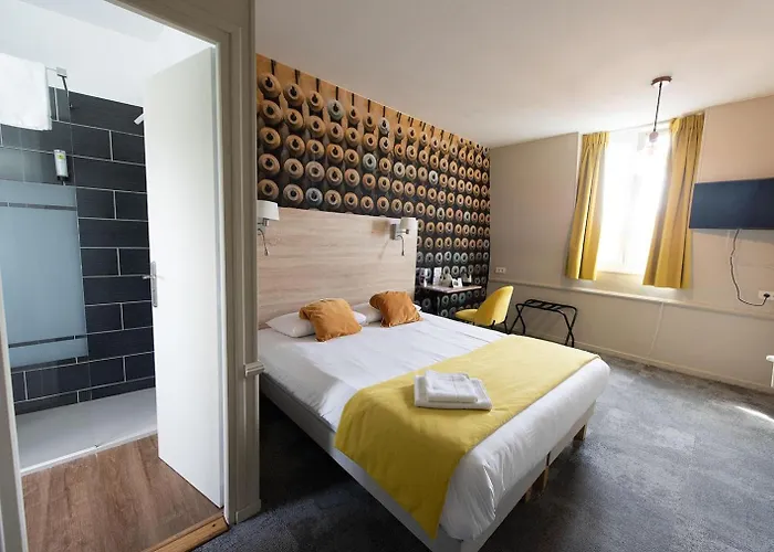 Logis - Hostellerie&restaurant Du Marché 2*