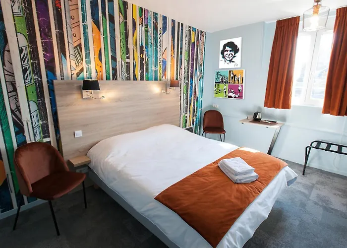 Hotel Logis - Hostellerie&restaurant Du Marché 2*