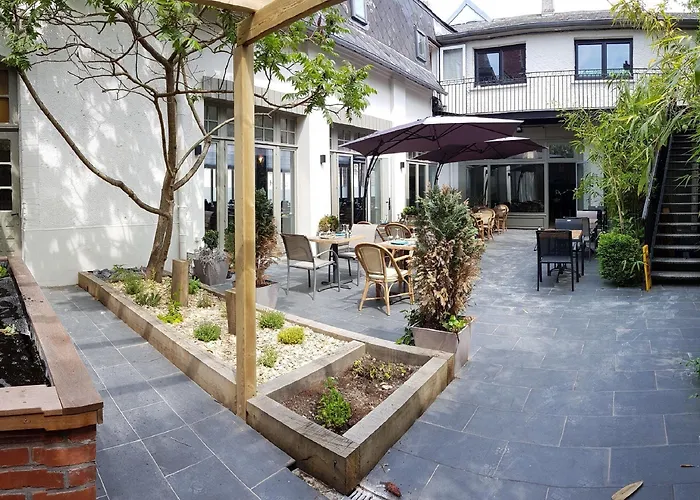 Logis - & Restaurant Du Marche 2*