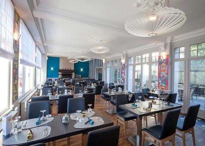 Logis - & Restaurant Du Marche 2*