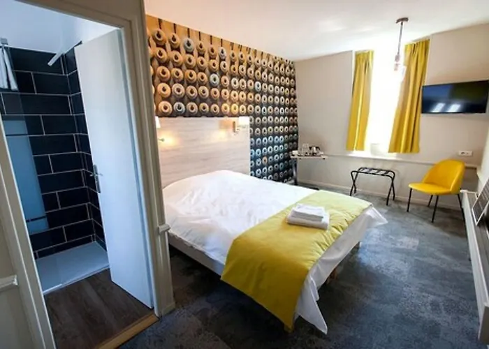 Logis - Hostellerie&restaurant Du Marché 2*