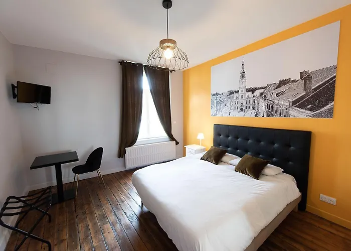 Logis - & Restaurant Du Marche Ξενοδοχείο Le Cateau-Cambresis