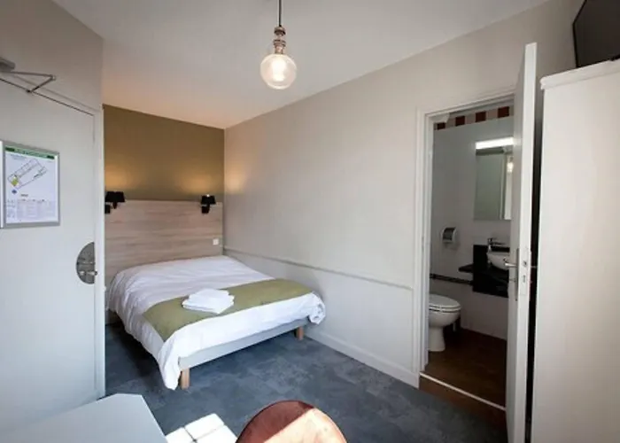 Logis - Hostellerie&restaurant Du Marché Hotel Le Cateau-Cambresis